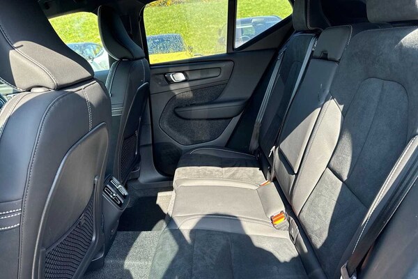 Used Volvo XC40 2024 for sale - 75467191: Photo 17