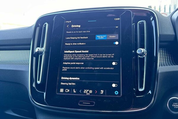 Used Volvo XC40 2024 for sale - 75467191: Photo 25