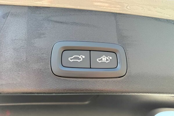Used Volvo XC40 2024 for sale - 75467191: Photo 36