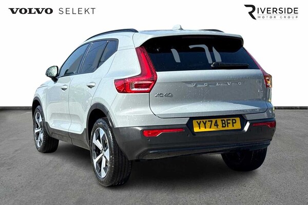 Used Volvo XC40 2024 for sale - 75467191: Photo 3