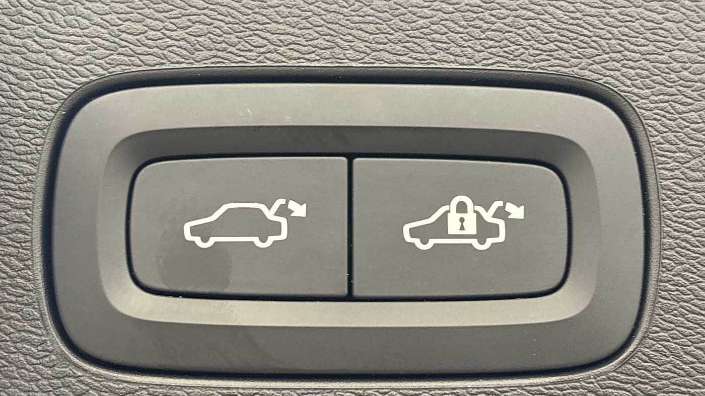 Used Volvo XC60 2025 for sale - 78165778: Photo 19