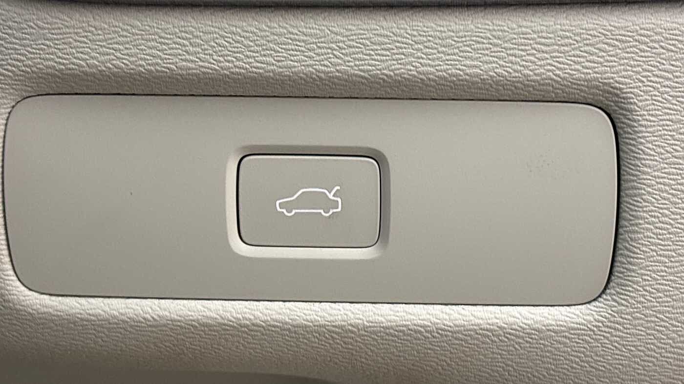 Used Volvo XC60 2025 for sale - 78165778: Photo 30