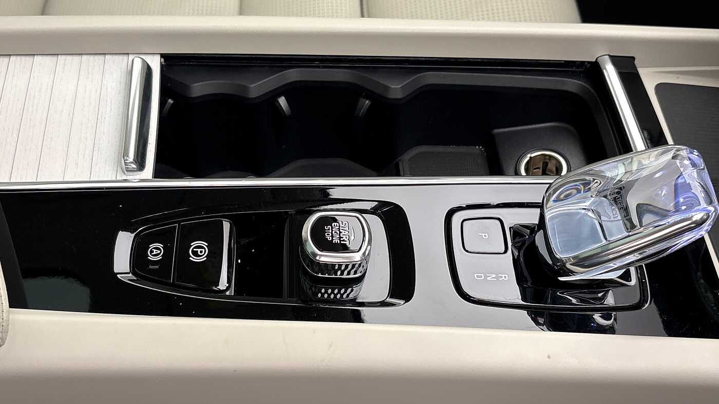 Used Volvo XC60 2025 for sale - 78165778: Photo 32