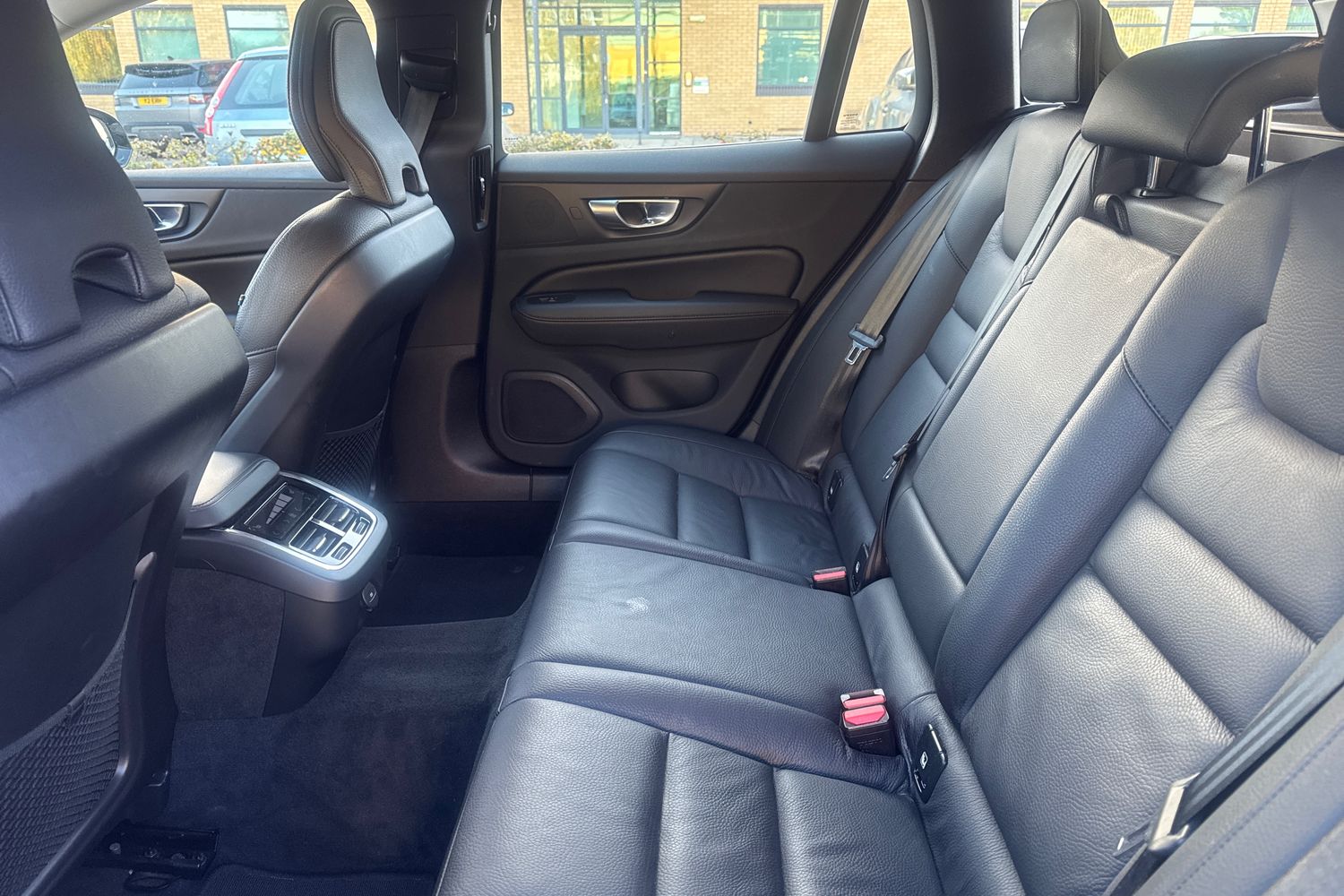 Used Volvo V60 2023 for sale - 76265468: Photo 17