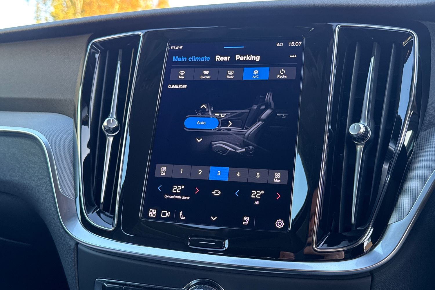 Used Volvo V60 2023 for sale - 76265468: Photo 22