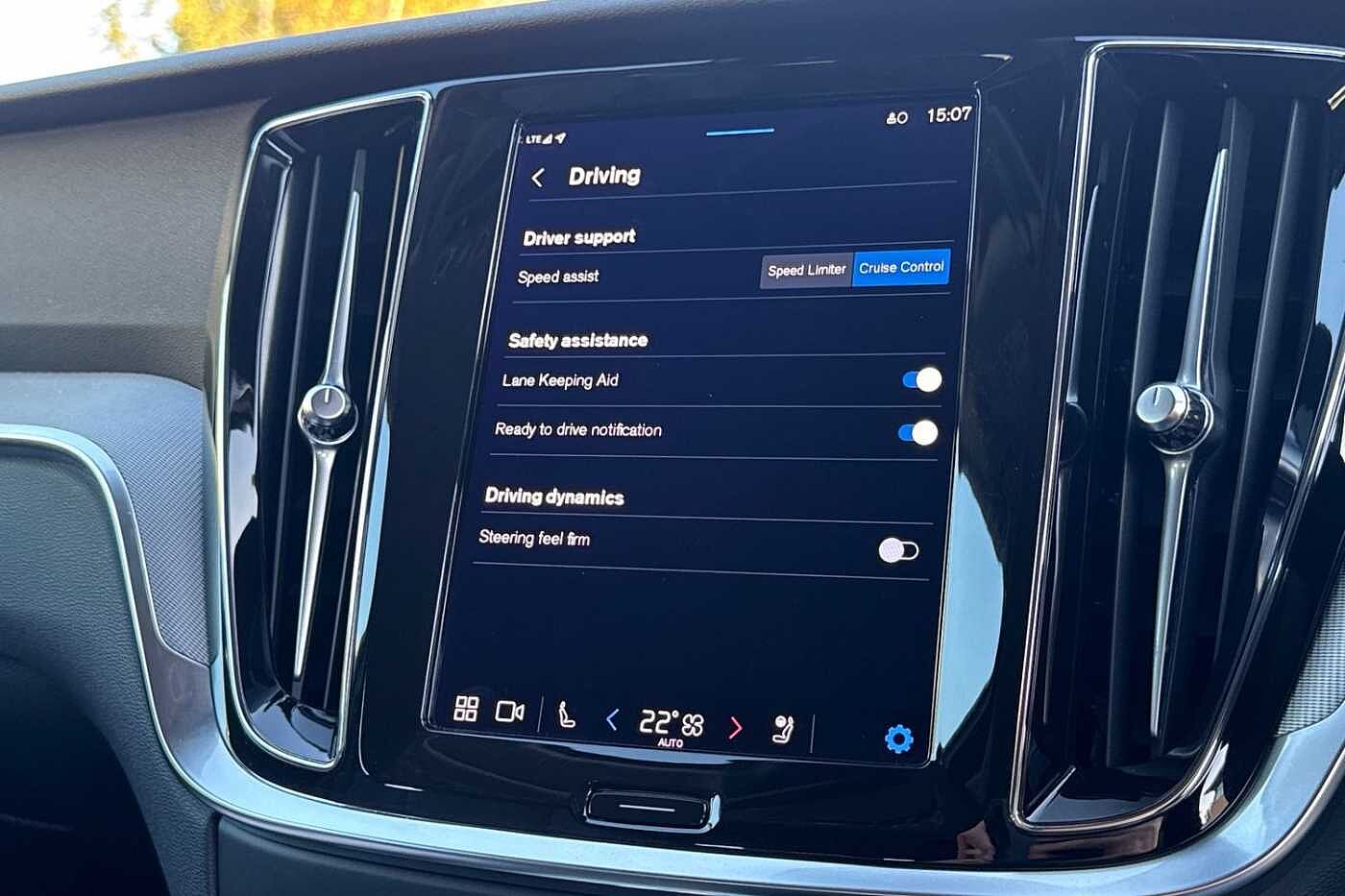 Used Volvo V60 2023 for sale - 76265468: Photo 24