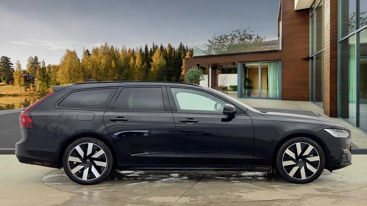 Used Volvo V90 2025 for sale - 77380977: Photo 2