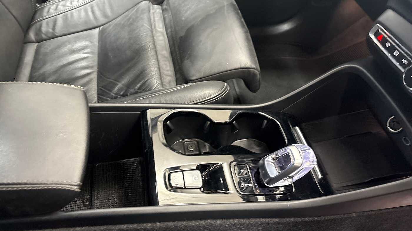 Used Volvo XC40 2022 for sale - 77353716: Photo 32