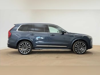 Used Volvo XC90 2025 for sale - 78285140: Photo