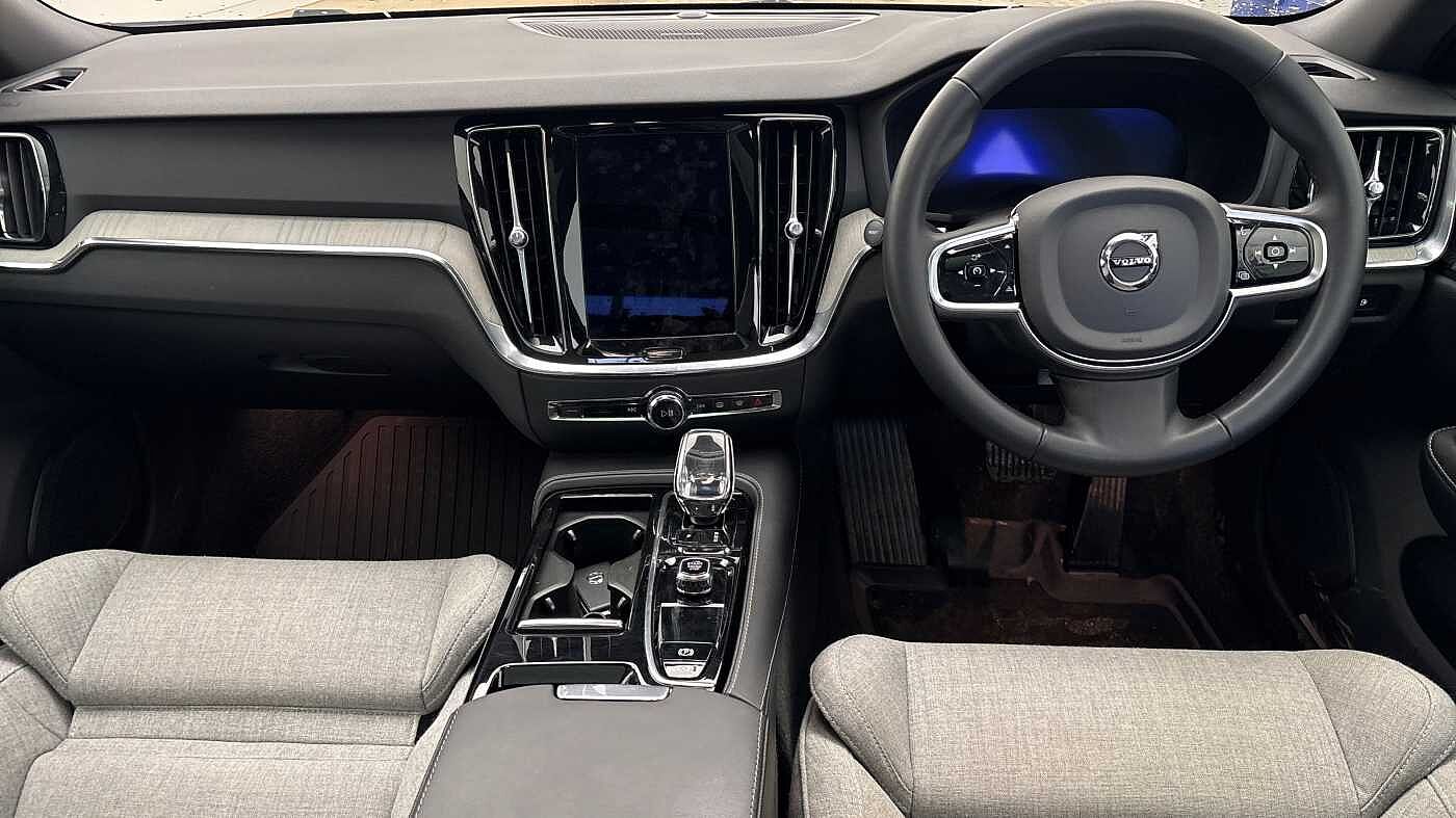 Used Volvo V60 2024 for sale - 78055210: Photo 10