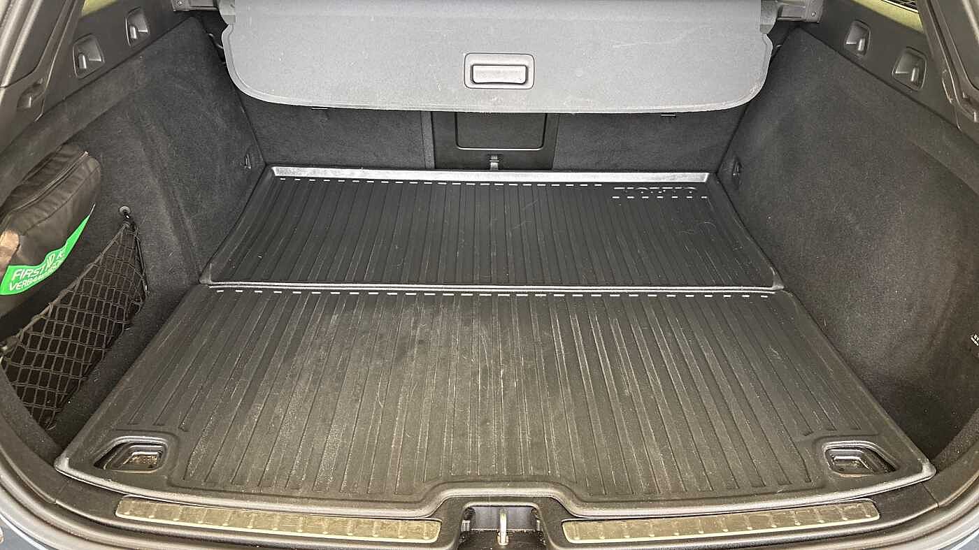 Used Volvo V60 2024 for sale - 78055210: Photo 14