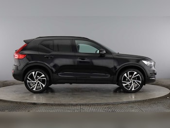 Used Volvo XC40 2022 for sale - 78748136: Photo
