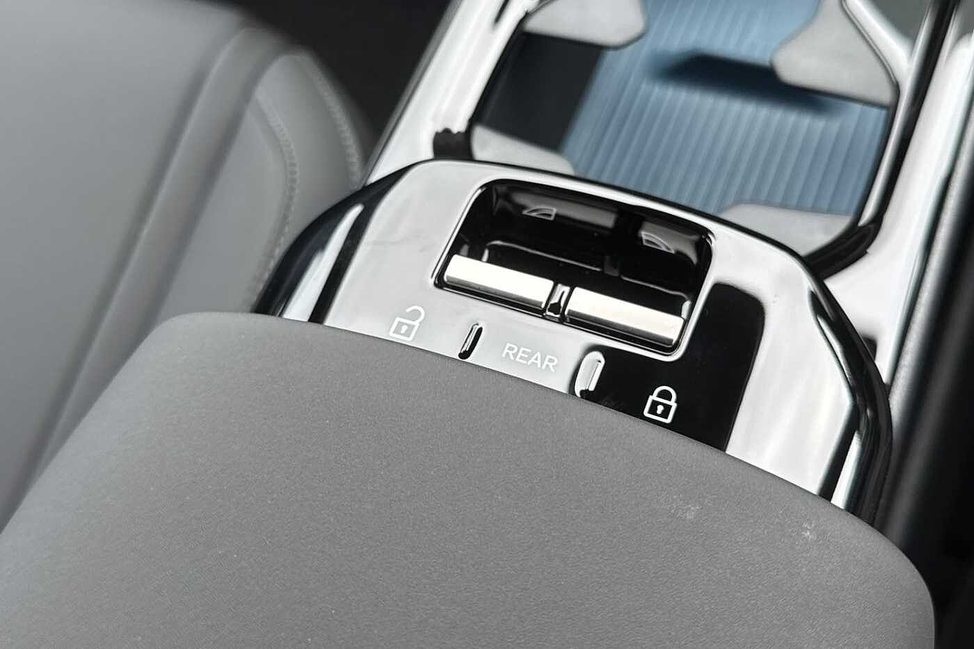 Used Volvo EX30 2025 for sale - 76568009: Photo 30