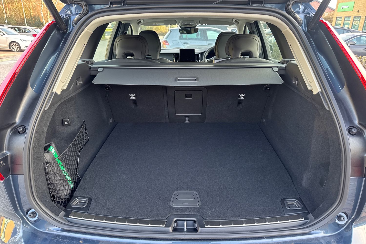 Used Volvo XC60 2026 for sale - 77449794: Photo 8