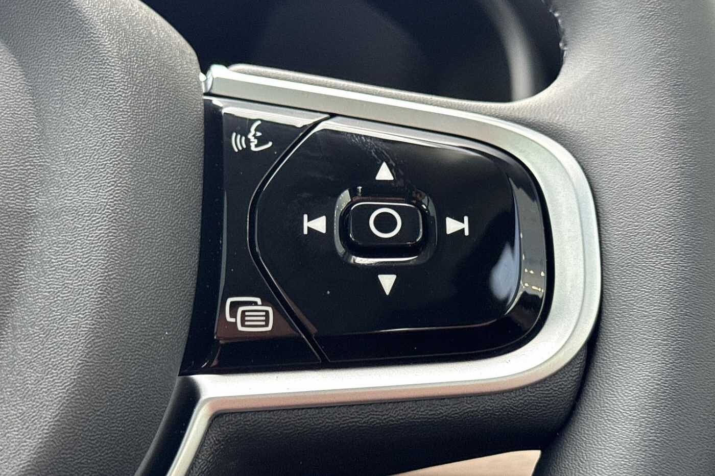 Used Volvo XC90 2025 for sale - 76796365: Photo 12