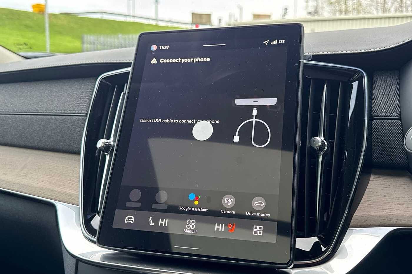 Used Volvo XC90 2025 for sale - 76796365: Photo 23