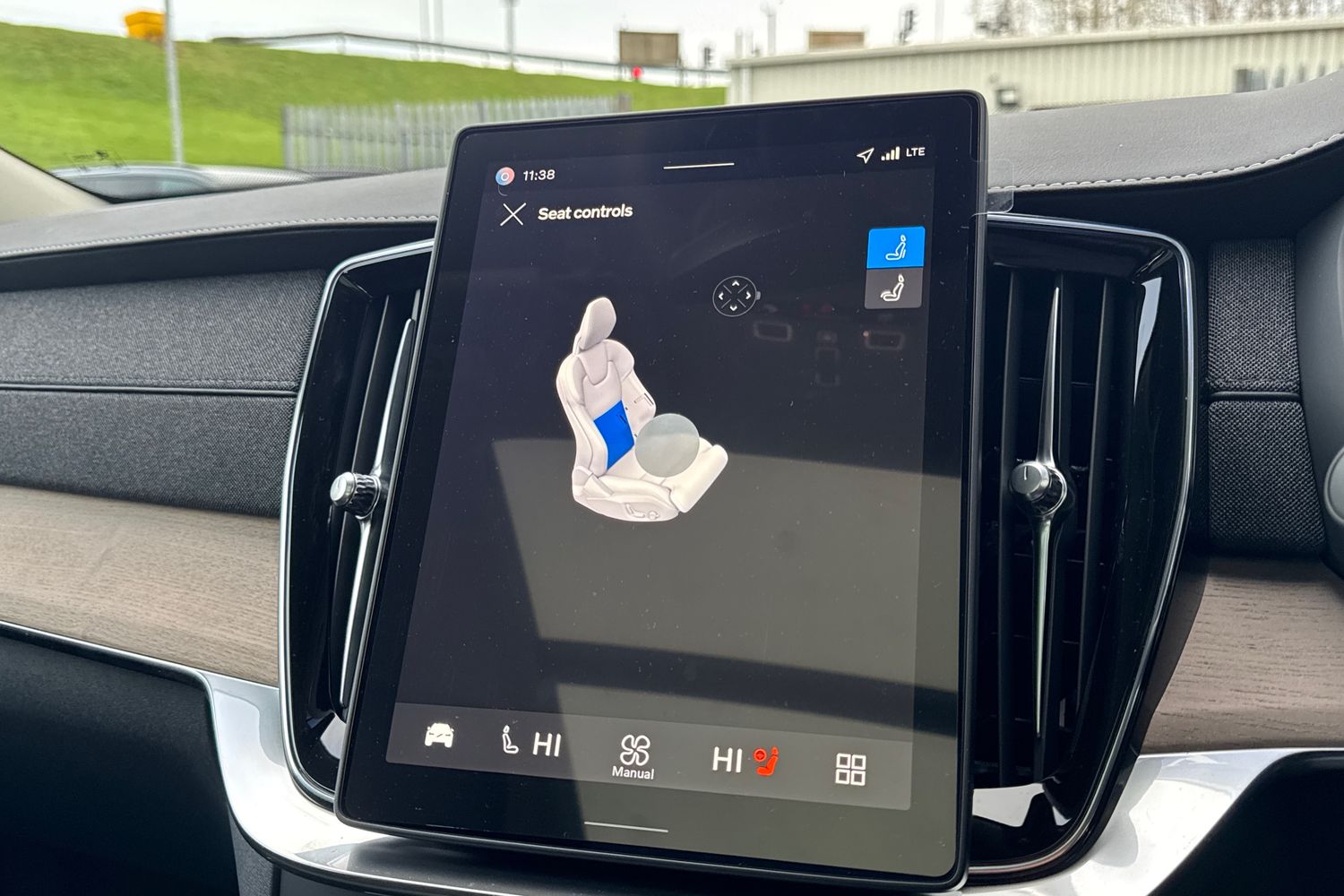 Used Volvo XC90 2025 for sale - 76796365: Photo 32