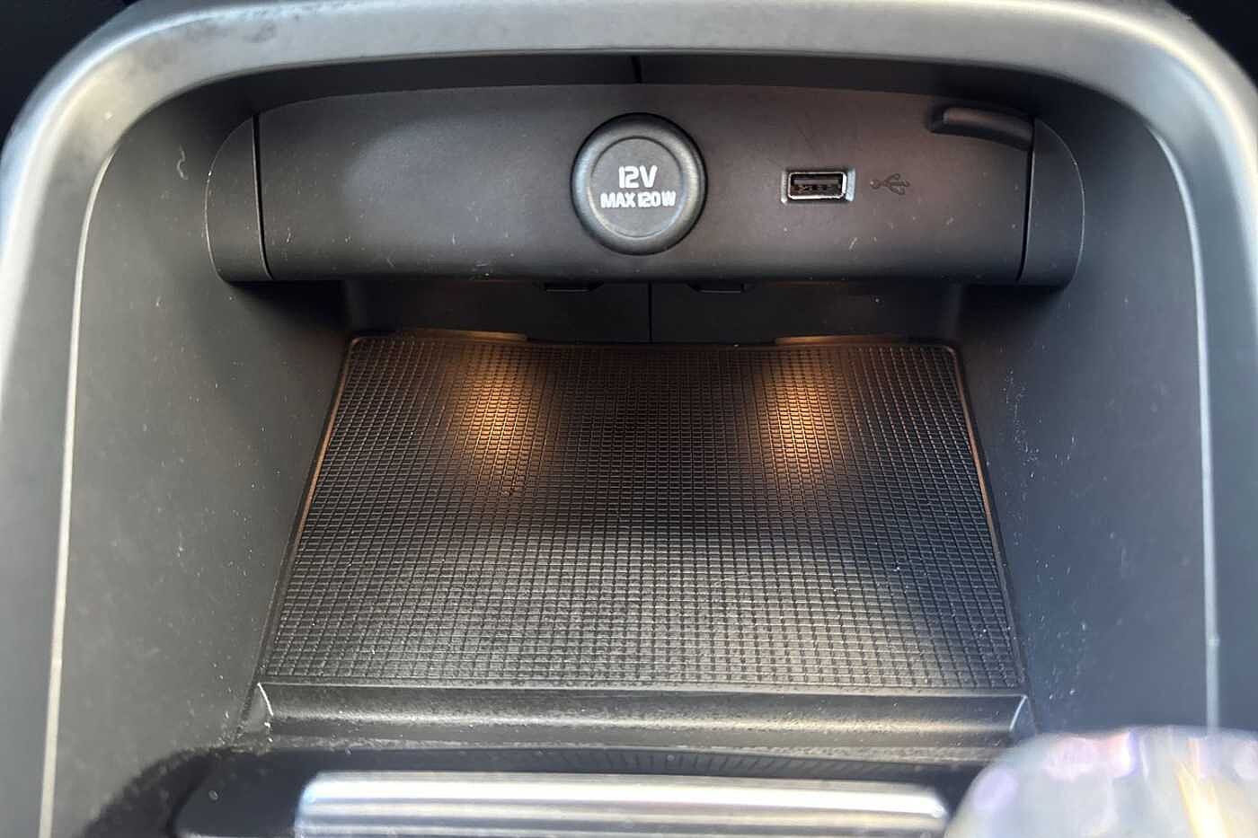 Used Volvo XC40 2020 for sale - 76393679: Photo 28