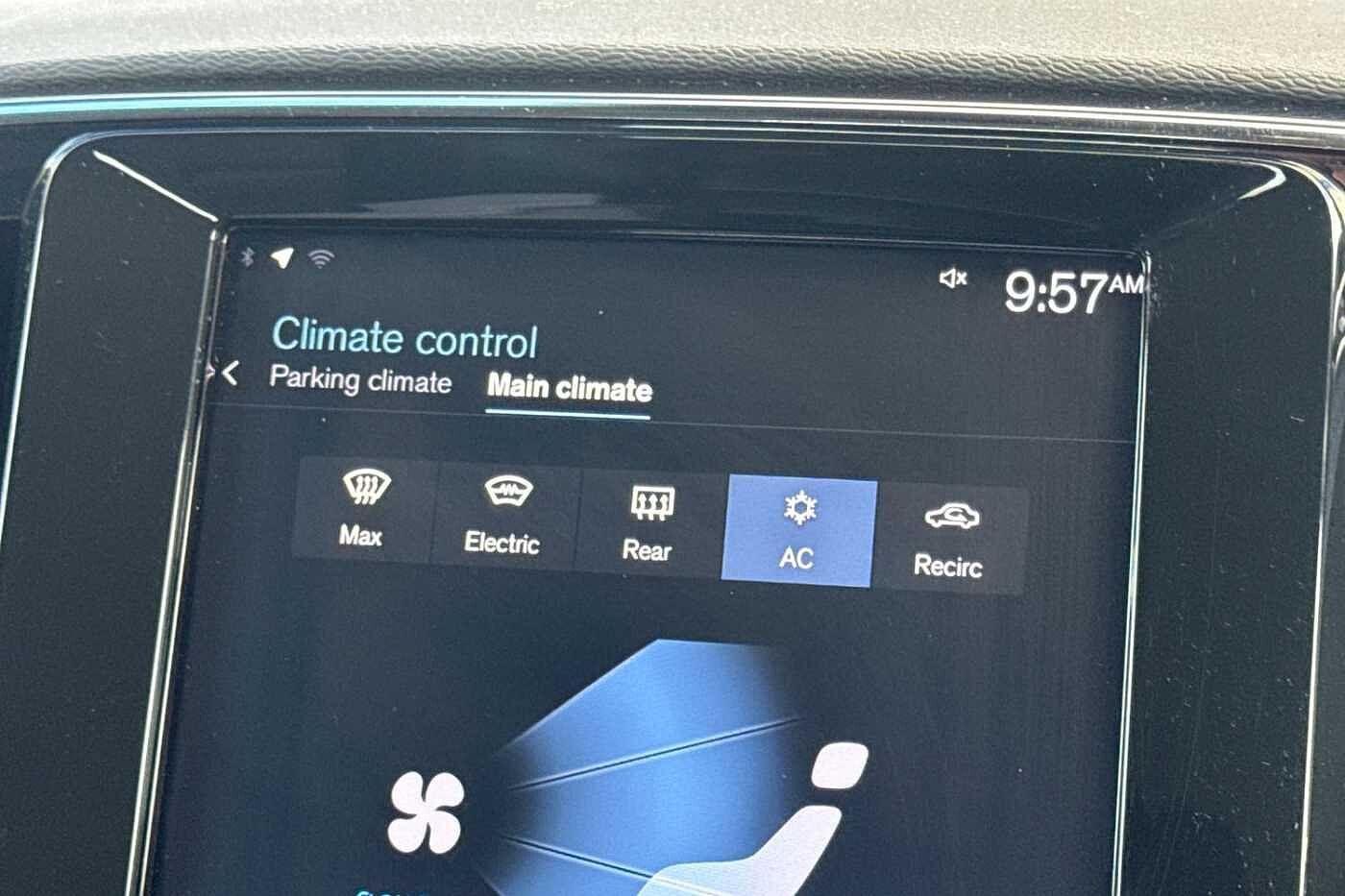 Used Volvo XC40 2020 for sale - 76393679: Photo 30