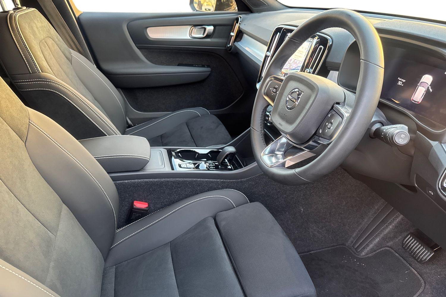 Used Volvo XC40 2025 for sale - 76614823: Photo 10