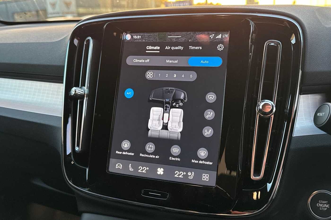 Used Volvo XC40 2025 for sale - 76614823: Photo 23