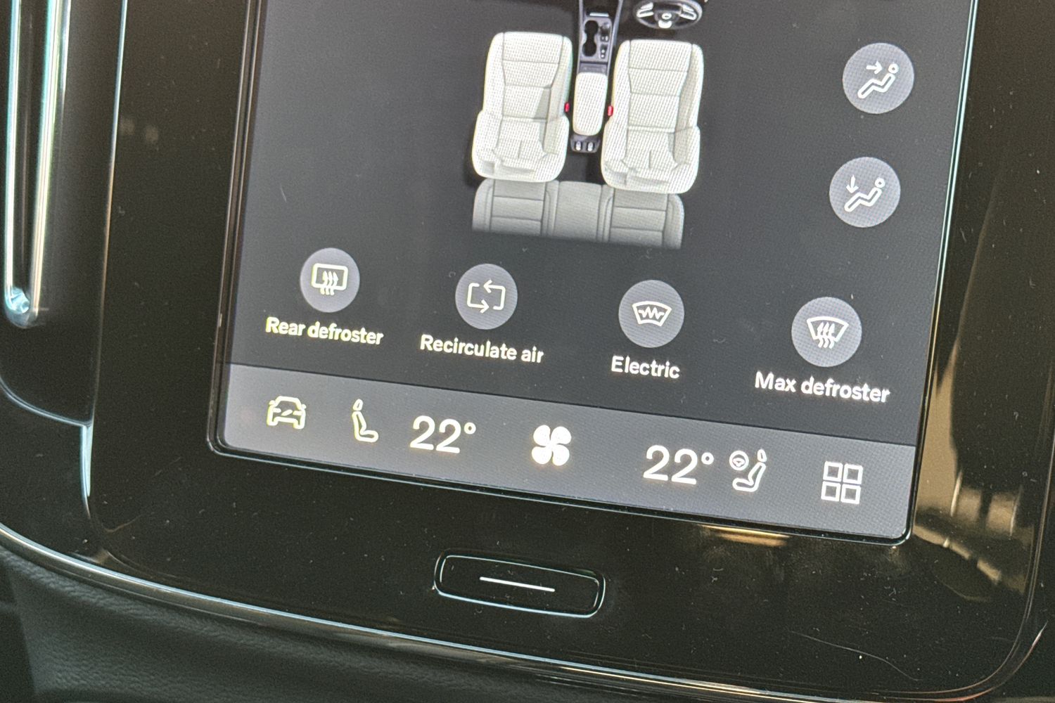 Used Volvo XC40 2025 for sale - 76614823: Photo 24