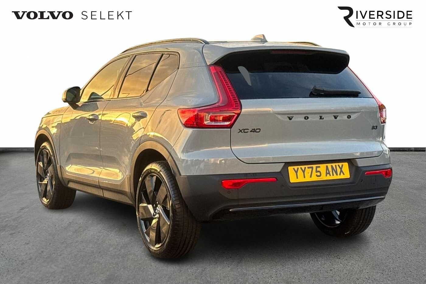 Used Volvo XC40 2025 for sale - 76614823: Photo 3