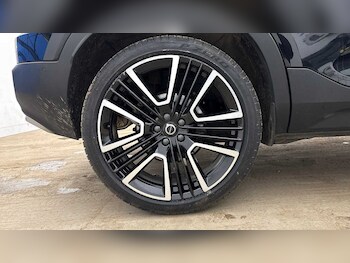 Used Volvo XC40 2025 for sale - 77702726: Photo