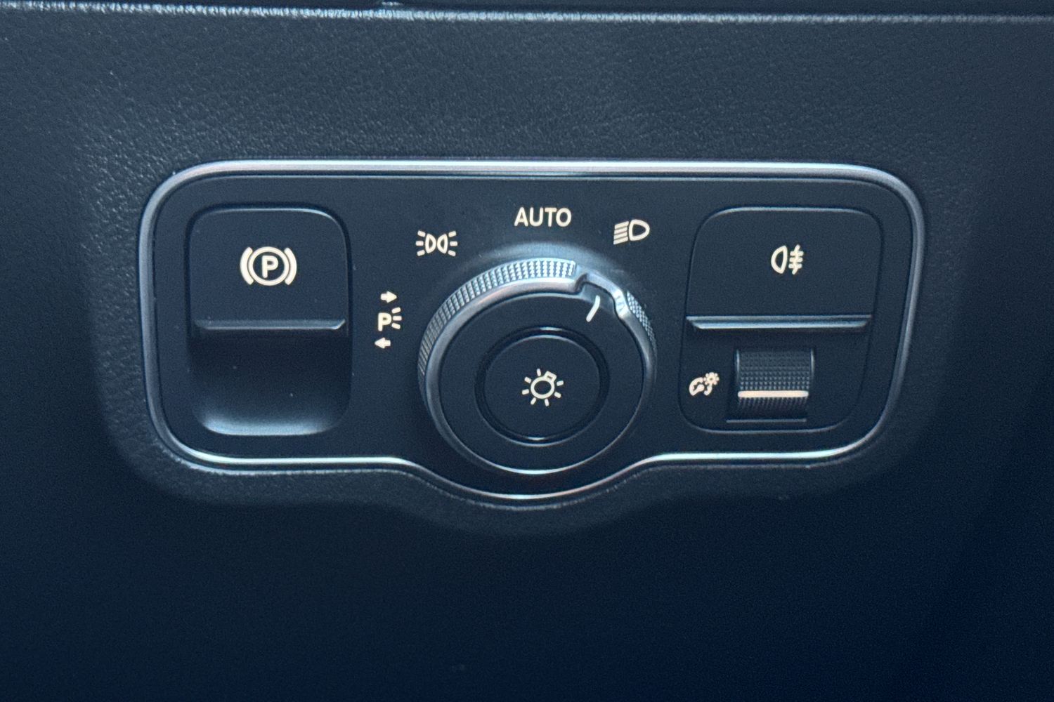 Used Mercedes-Benz EQA 2021 for sale - 76595287: Photo 31