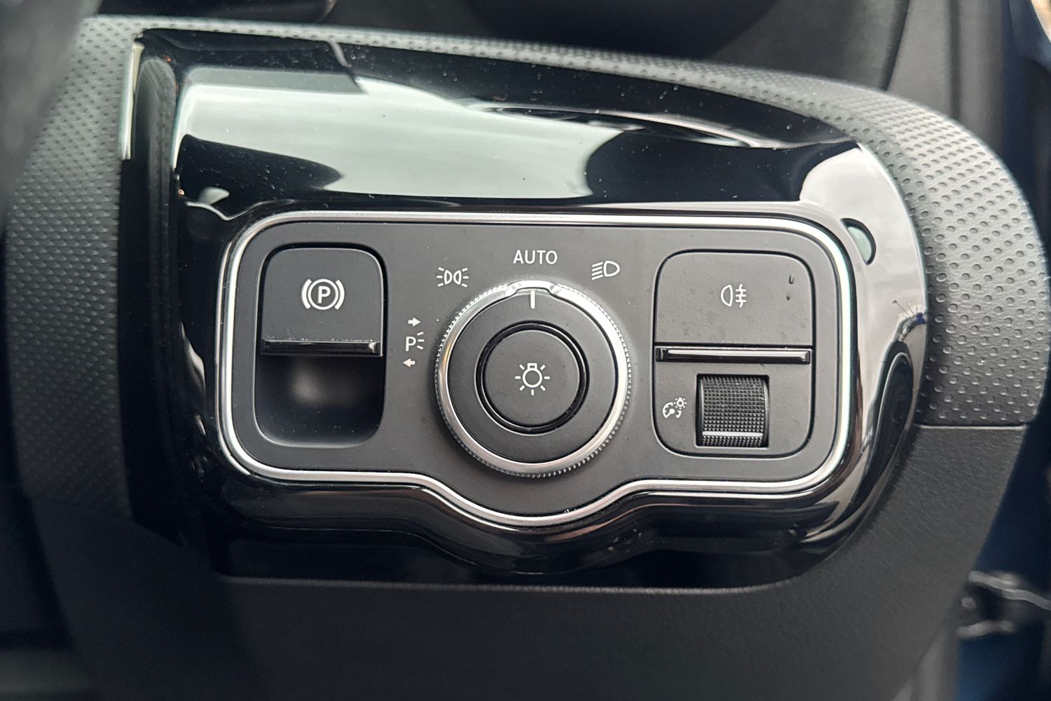 Used Mercedes-Benz A-Class 2021 for sale - 76415250: Photo 34