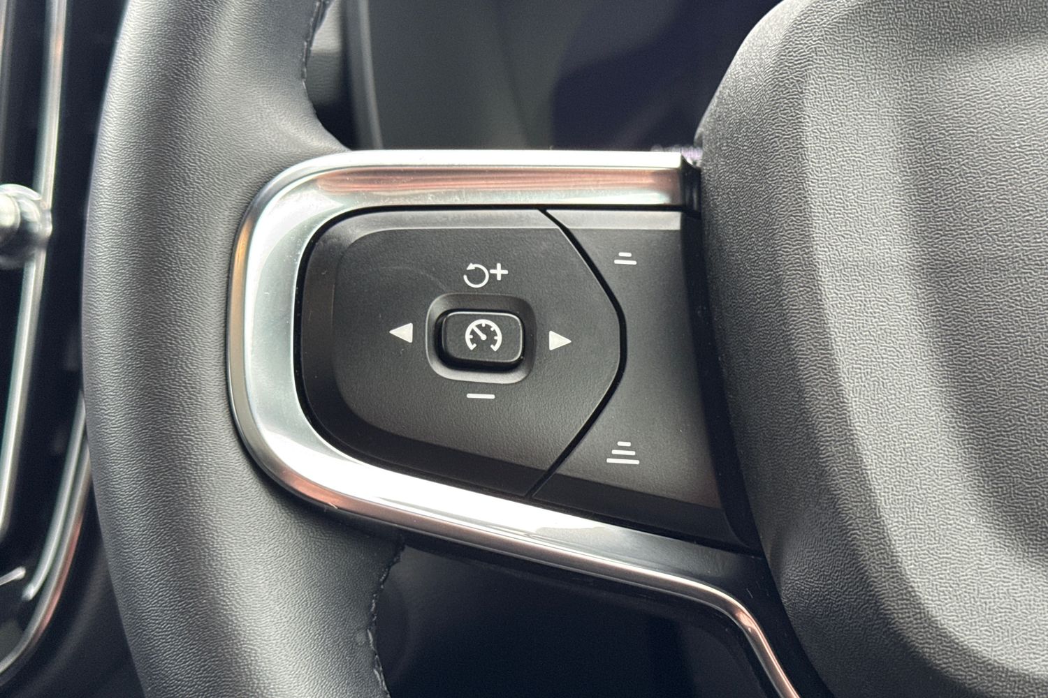 Used Volvo C40 2022 for sale - 76881735: Photo 11