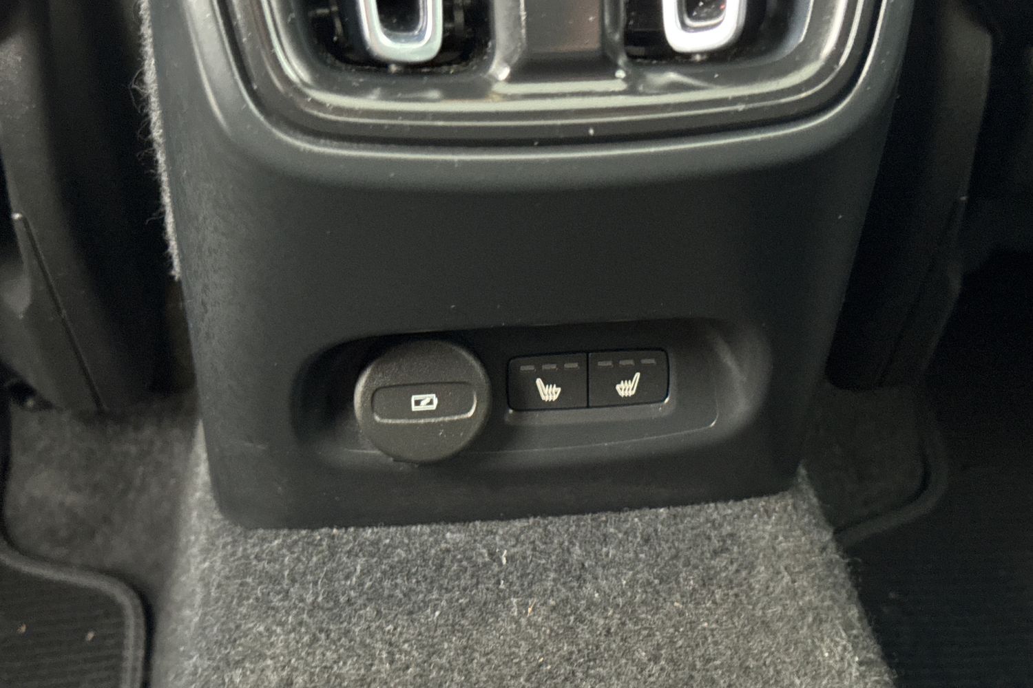 Used Volvo C40 2022 for sale - 76881735: Photo 33