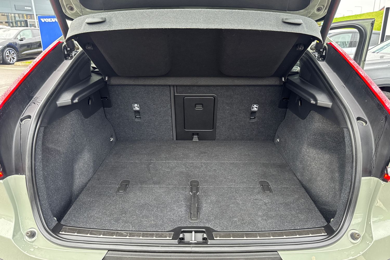 Used Volvo C40 2022 for sale - 76881735: Photo 8