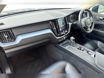 Used Volvo XC60 2019 for sale - 77420384: Photo
