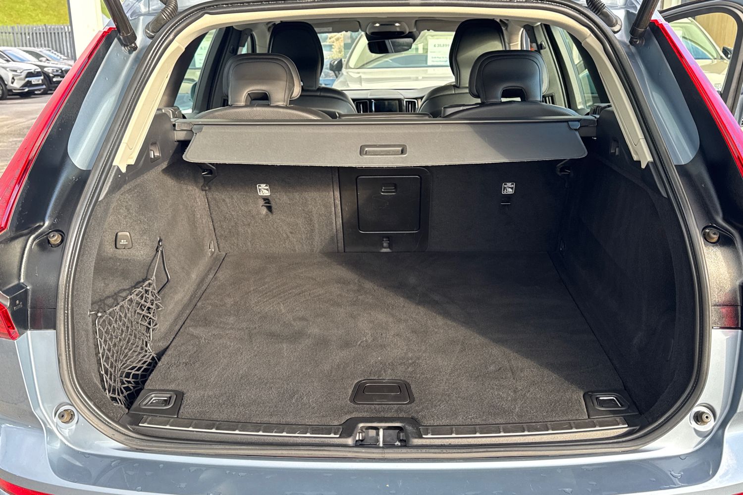 Used Volvo XC60 2018 for sale - 76544507: Photo 8