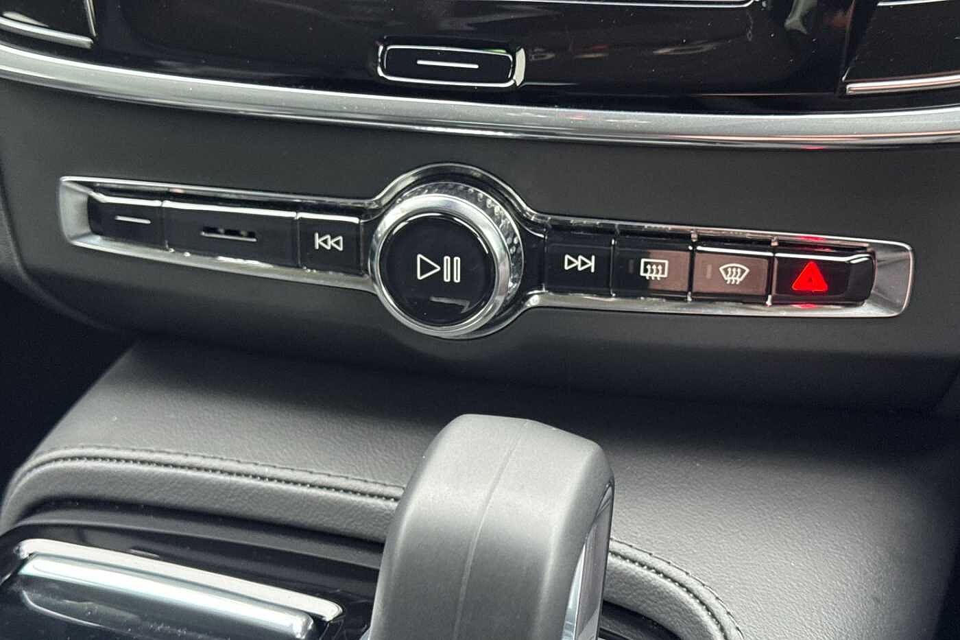 Used Volvo V90 2025 for sale - 77225077: Photo 14