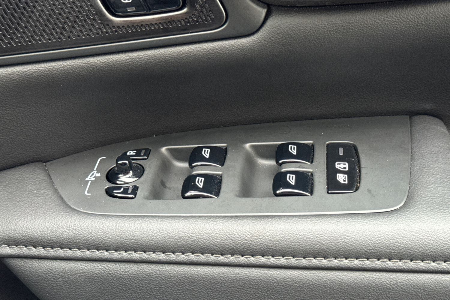 Used Volvo V90 2025 for sale - 77225077: Photo 28