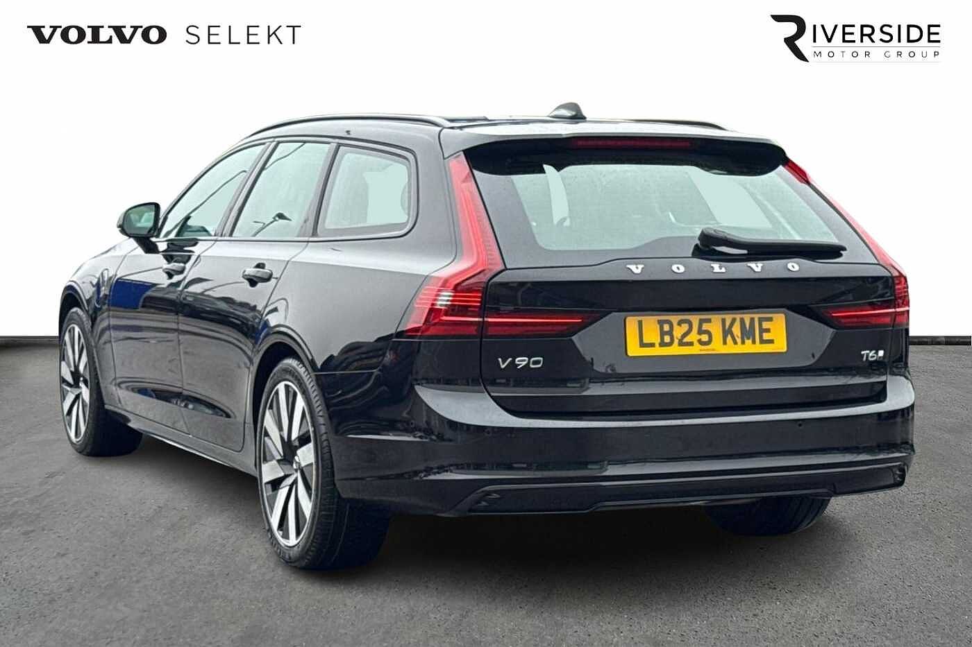 Used Volvo V90 2025 for sale - 77225077: Photo 3