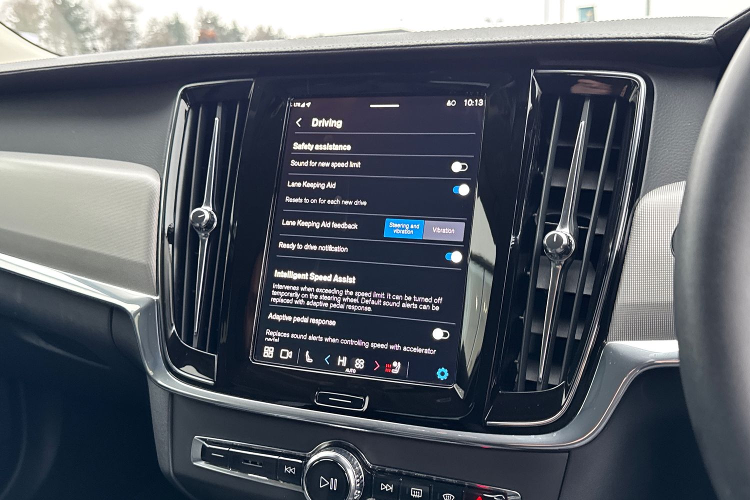 Used Volvo V90 2025 for sale - 77225077: Photo 34