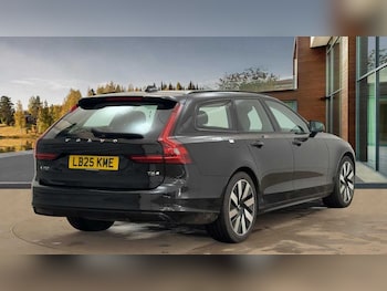Used Volvo V90 2025 for sale - 77225077: Photo