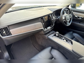 Used Volvo V90 2021 for sale - 76479692: Photo