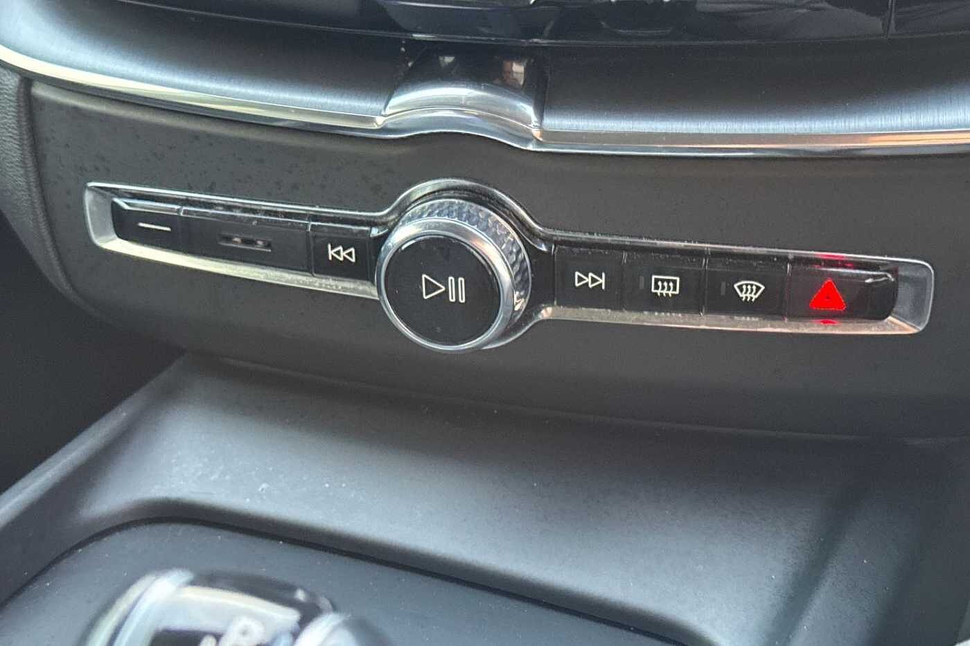 Used Volvo XC60 2019 for sale - 77618981: Photo 14