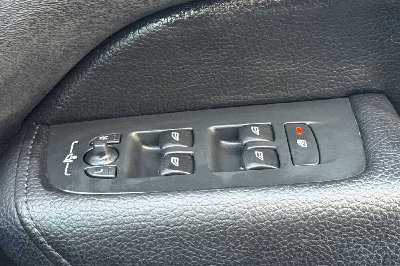 Used Volvo XC60 2019 for sale - 77618981: Photo 36