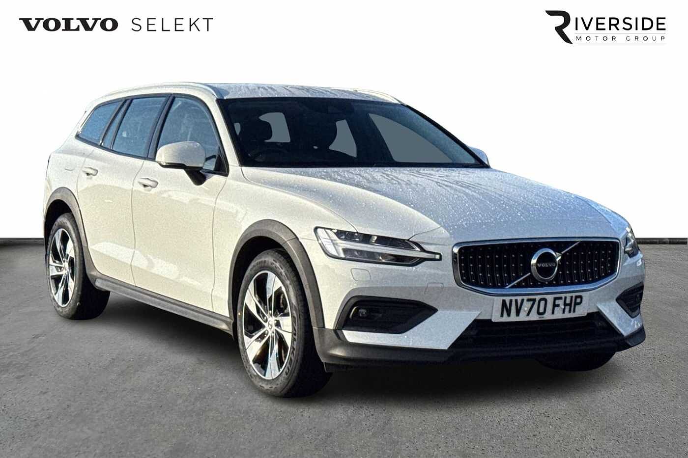 Used Volvo V60 2020 for sale - 76544561: Photo 1