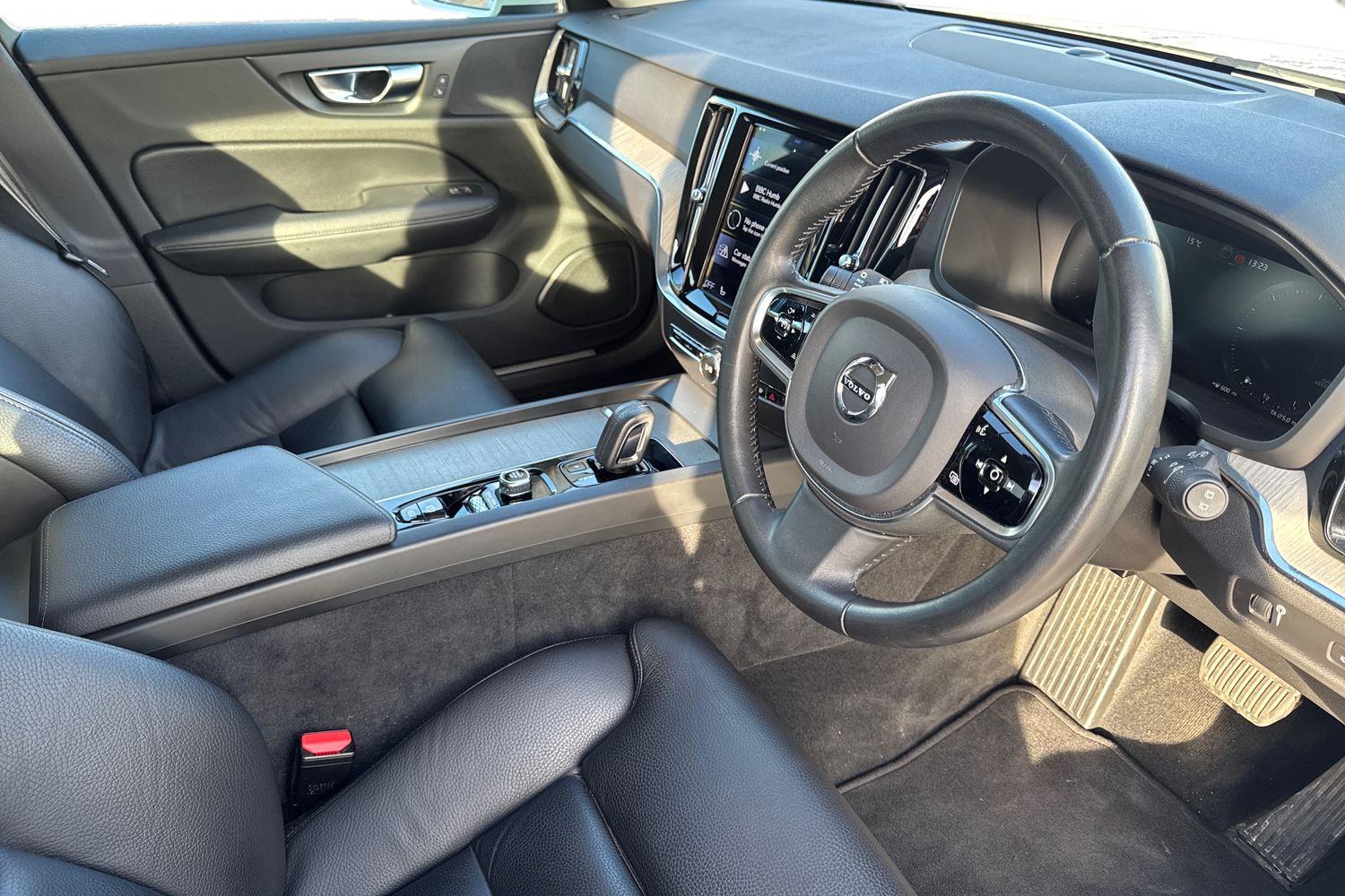 Used Volvo V60 2020 for sale - 76544561: Photo 10