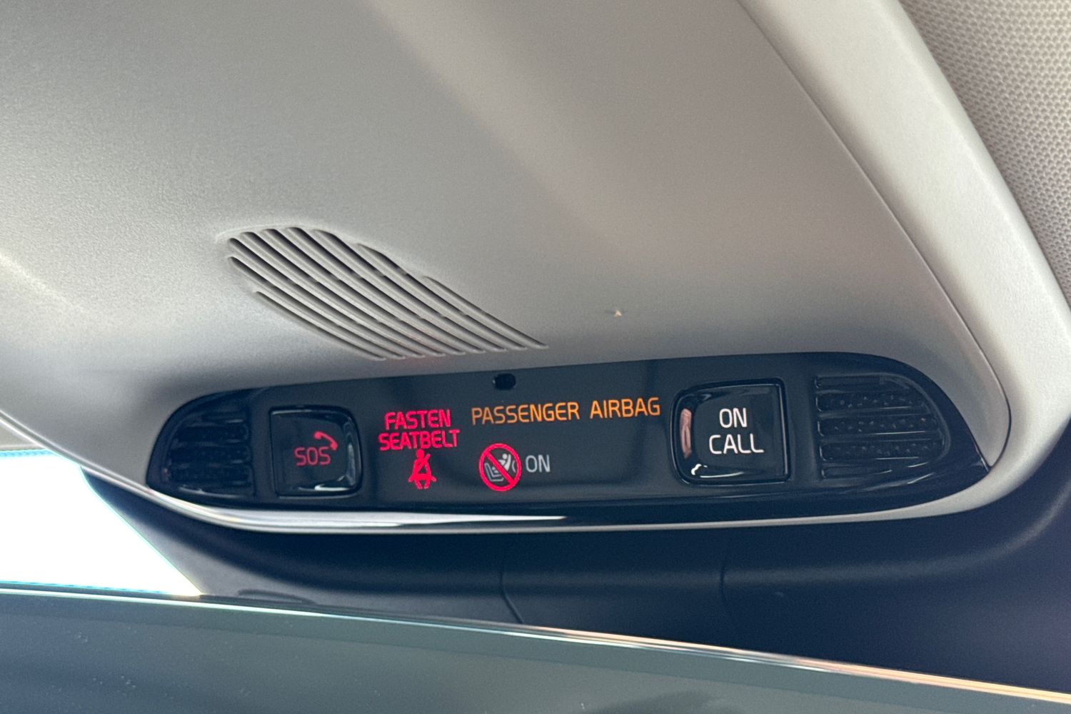 Used Volvo V60 2020 for sale - 76544561: Photo 28