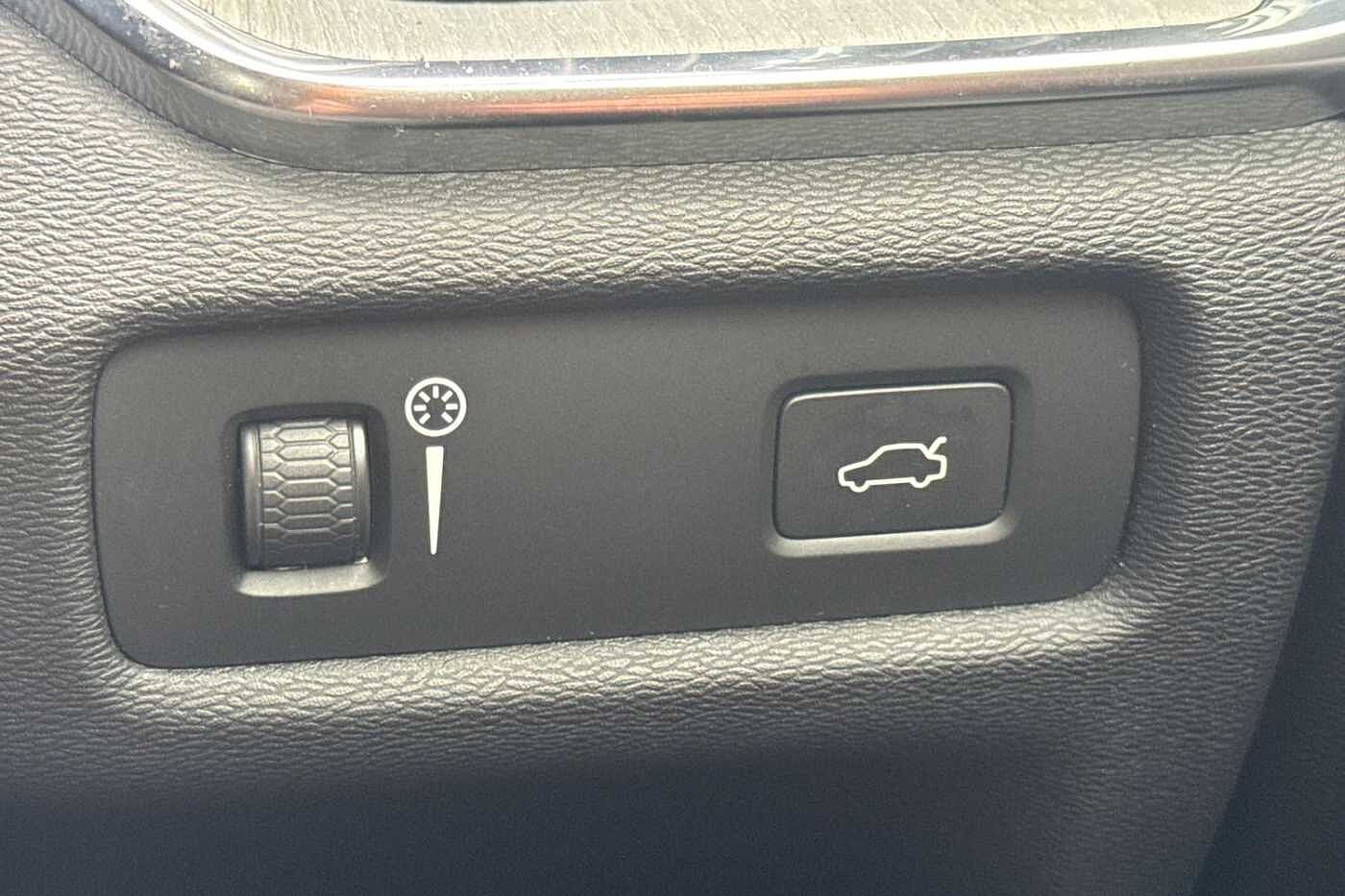 Used Volvo V60 2020 for sale - 76544561: Photo 32