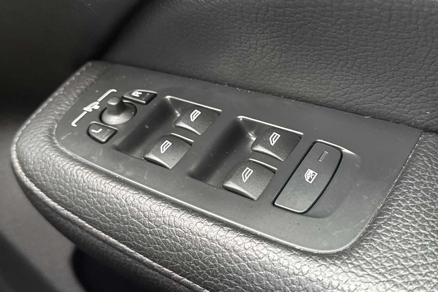 Used Volvo V60 2020 for sale - 76544561: Photo 36