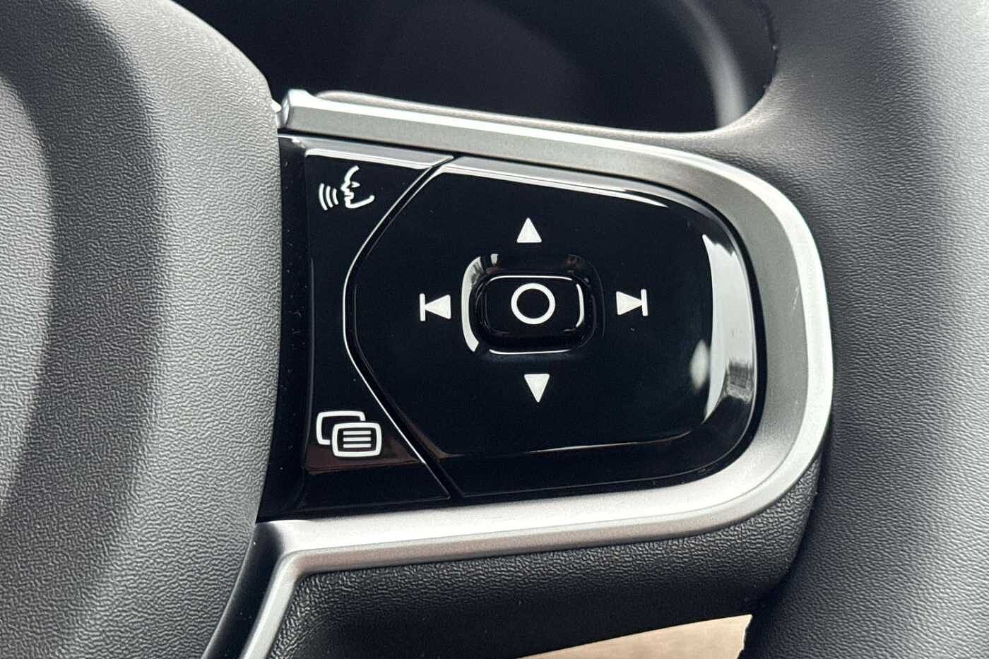 Used Volvo XC90 2025 for sale - 76738097: Photo 13