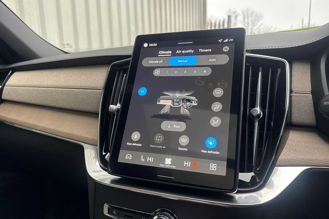 Used Volvo XC90 2025 for sale - 76738097: Photo 25